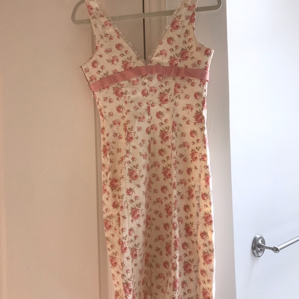 Besty Johnson dress - Picture 2 of 3